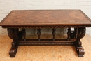 Renaissance style Desk table in Walnut, France 19th century