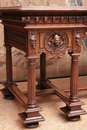 Renaissance style Desk in Walnut, France 19th century