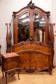 top quality bombe Louis XV bedroom in walnut with inlay