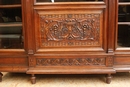 Henri II style Bookcase in Walnut, France 19th century