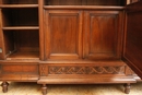 Henri II style Bookcase in Walnut, France 19th century