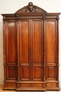 Henri II style Bookcase in Walnut, France 19th century