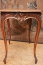 Louis XV style Desk table in Walnut, France 19th century