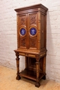 Renaissance style Cabinet in Walnut, France 19th century