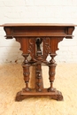 Renaissance style Desk table in Walnut, France 19th century