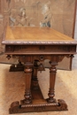 Renaissance style Desk table in Walnut, France 19th century